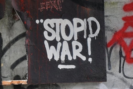 پژواک‌های نبرد: رمزگشایی از گذشته، حال و آینده جنگ